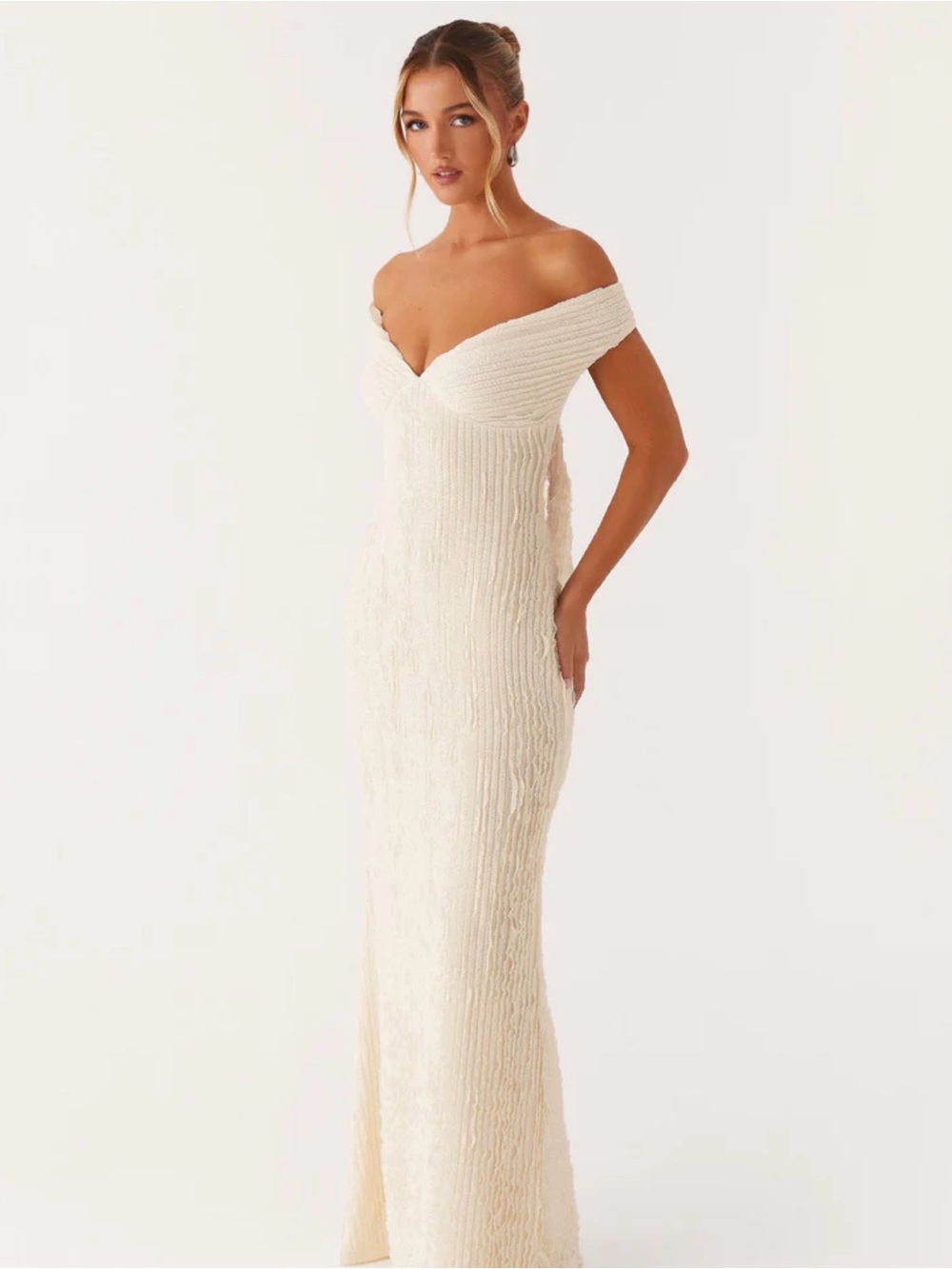 Off-Shoulder Ivory Knit Evening Dress - Picture 3 of 4